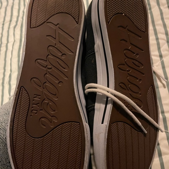 Size 8 Men’s (approx 9/9.5 ladies) new Tommy Hillfiger shoes (black) - Picture 4 of 5